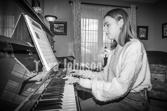 Norah Armijo - BW - TJP (56 of 77)