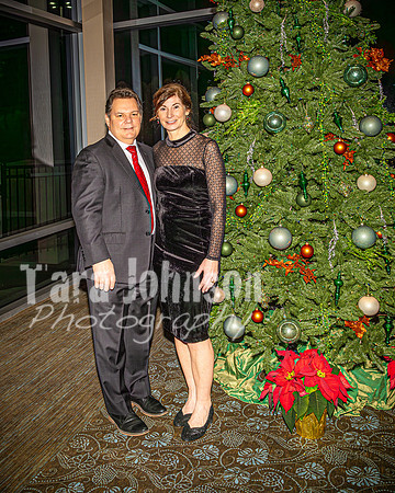 2023 DSI Formal - 40th - Christmas Pose - TJP (5 of 55)