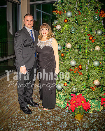 2023 DSI Formal - 40th - Christmas Pose - TJP (7 of 55)