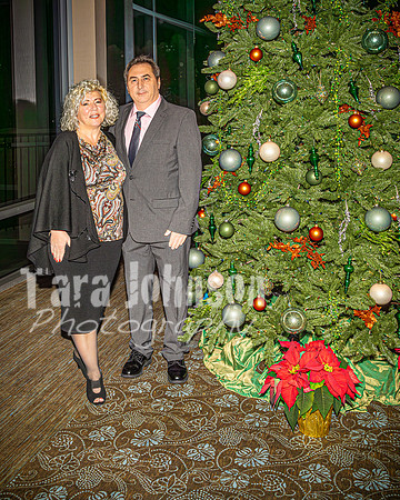 2023 DSI Formal - 40th - Christmas Pose - TJP (8 of 55)