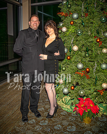 2023 DSI Formal - 40th - Christmas Pose - TJP (18 of 55)