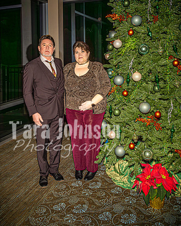2023 DSI Formal - 40th - Christmas Pose - TJP (19 of 55)