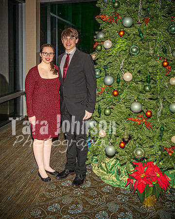 2023 DSI Formal - 40th - Christmas Pose - TJP (22 of 55)
