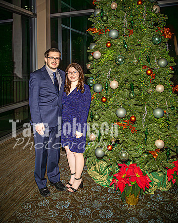 2023 DSI Formal - 40th - Christmas Pose - TJP (26 of 55)