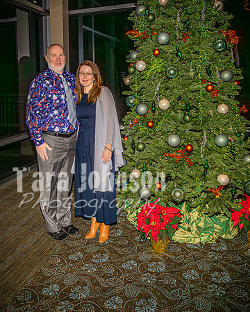 2023 DSI Formal - 40th - Christmas Pose - TJP (48 of 55)