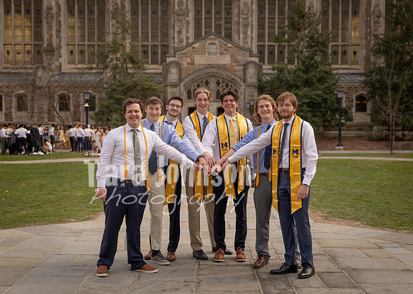 Emma & Friends Grad Photos W25 (42 of 96)