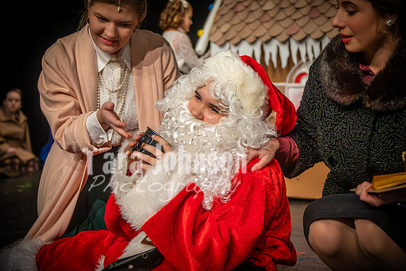 23 LHS Theatre - 34th- R2 - PD (41 of 392)