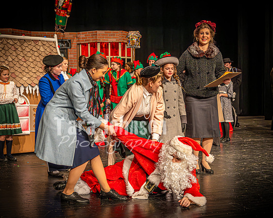 23 LHS Theatre - 34th- R2 - TJP (46 of 583)