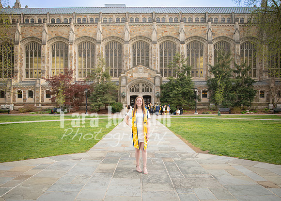 24 U of M Grad Photos - Audrey-153
