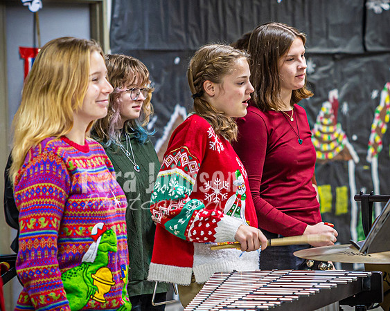 2023 LHS Band - Holidays in the Atrium (3 of 80)