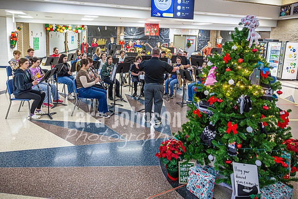 2023 LHS Band - Holidays in the Atrium (70 of 80)