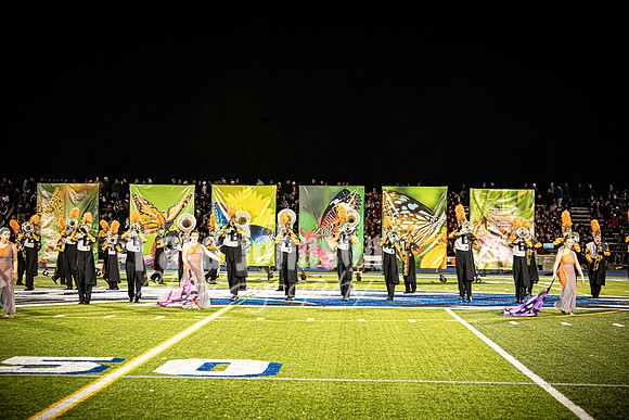 2021 HVMB - Half Time Performance - MHS at LHS 10-22 (48 of 61)