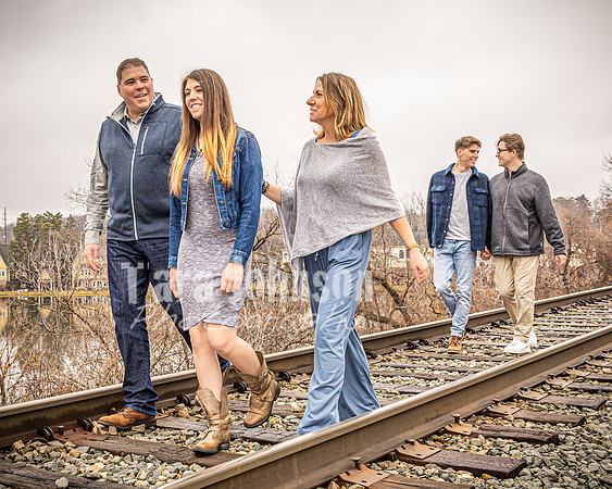 Hubbell Family - Color - TJP (18 of 32)