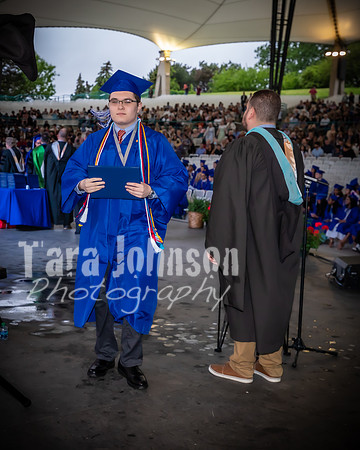 22 IA Grad - Angle #4 Celebration Walk - TJP (134 of 345)