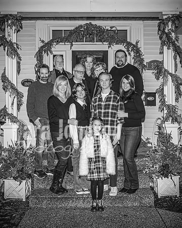Mihail Family - BW - TJP (5 of 34)