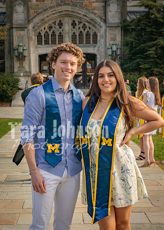 [tht] W24 Senior Grad Photos-81