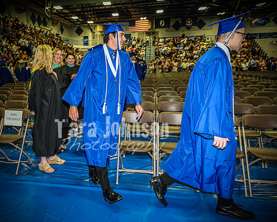 2022 LHS - Angle #1 Entrance- TJP (101 of 195)