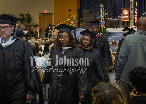 UDJ Graduation 2025 - Exit (72 of 79)