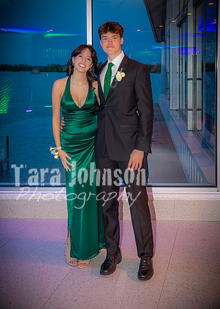 2024 U of D Prom - The Pose - DH (84 of 96)