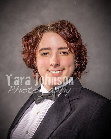 23 LHS Vocal Headshots - TJP (89 of 98)