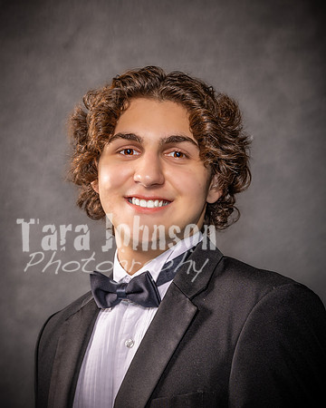 23 LHS Vocal Headshots - TJP (91 of 98)