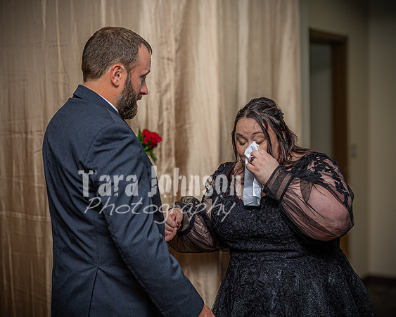 Eric & Elyse - First Look, First Touch - TJP (21 of 28)