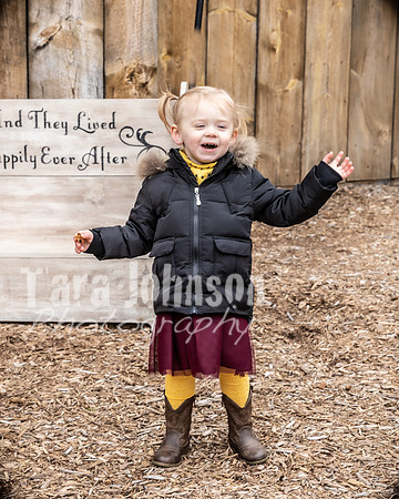 Laskowski Family - Garrett, Kim & Jette - TJP (25 of 30)