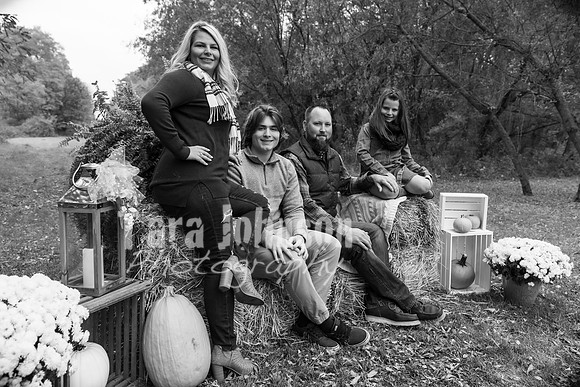 Laskowski Family - BW - TJP (32 of 107)