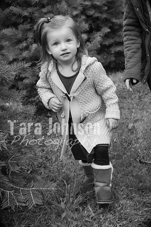 Eric & Rachelle Miras Family - BW - TJP (25 of 67)