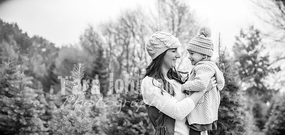 Eric & Rachelle Miras Family - BW - TJP (48 of 67)