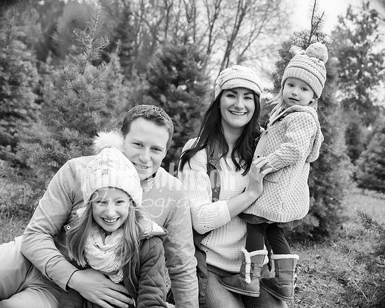 Eric & Rachelle Miras Family - BW - TJP (53 of 67)