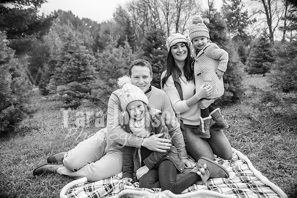 Eric & Rachelle Miras Family - BW - TJP (55 of 67)