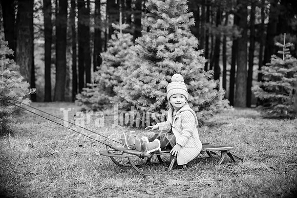 Eric & Rachelle Miras Family - BW - TJP (56 of 67)