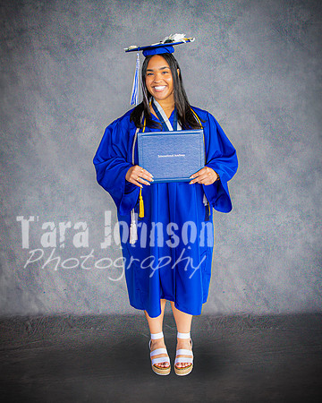 2025 IA Graduation - Gray Backdrop - TJP (204 of 359)