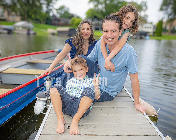 Sculthorpe Family @ Cedar Island - Color - TJP (33 of 60)