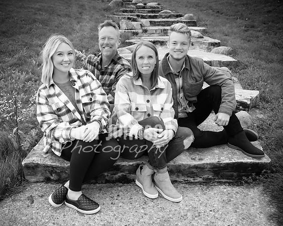 AJ Johnson Family - BW - TJP (2 of 2)