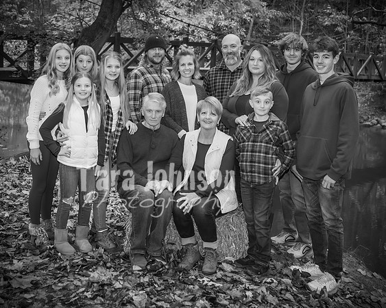 Stockwell & McLaughlin Families - BW - TJP (4 of 51)