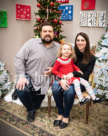 2019 MCP Christmas Families (32 of 41)