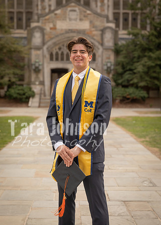 Emma & Friends Grad Photos W25 (55 of 96)