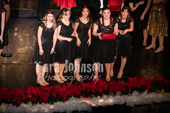 2019 MHS Choir Holiday Concert - TJP (16 of 500)