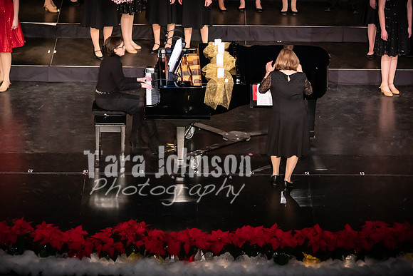 2019 MHS Choir Holiday Concert - TJP (23 of 500)