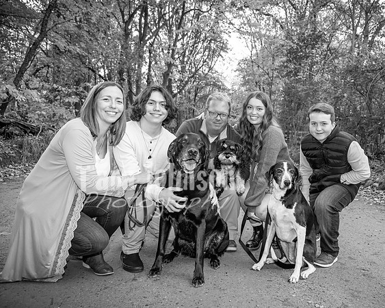 Green Family - BW - TJP (3 of 50)