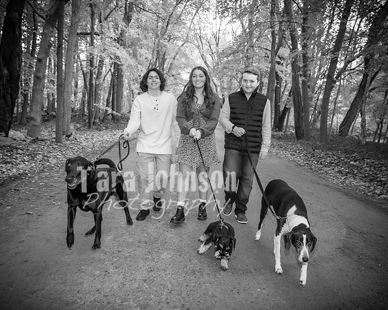 Green Family - BW - TJP (5 of 50)