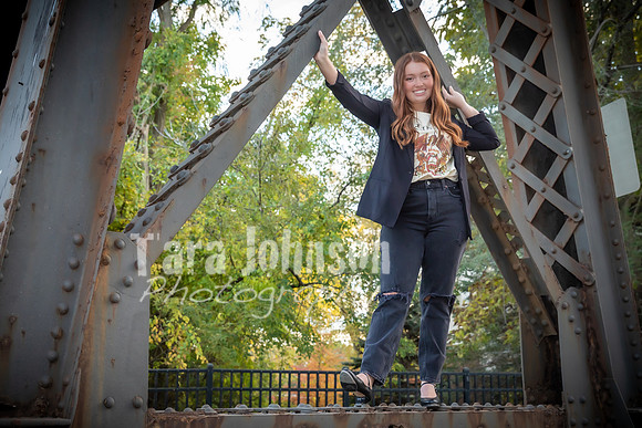 Katie Green (Fall) - Color - TJP (31 of 52)