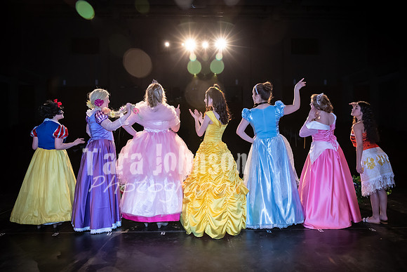 2020 MHS 3 Fairy Godmothers- Cast & Crew - TJP (10 of 12)