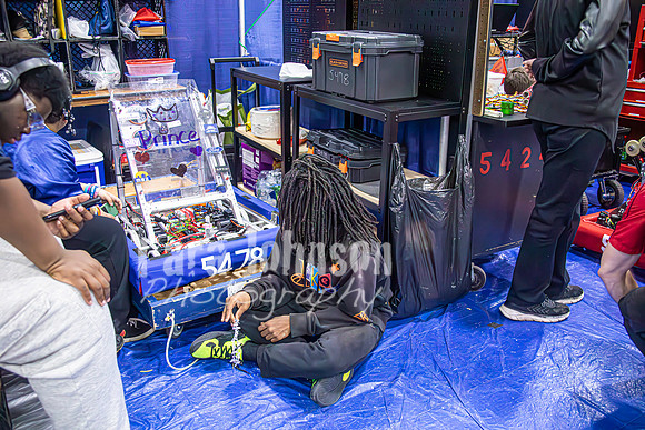 24 FIRST Robotics - Friday - NF (18 of 256)