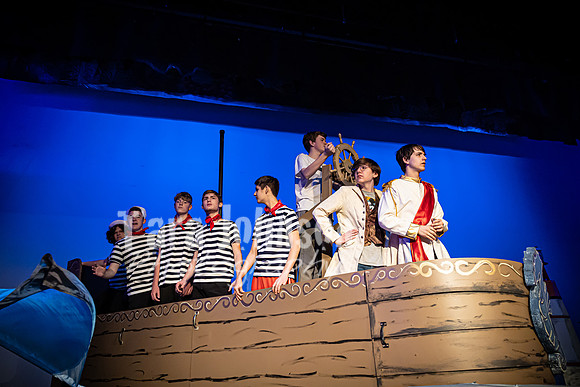 22 LHS Theatre - Mermaid R1 - Act 1 - TJP (166 of 363)