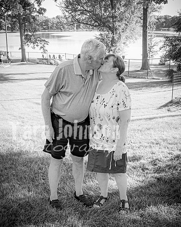 Ellis Family @ Hammond Lake - BW - TJP (11 of 52)