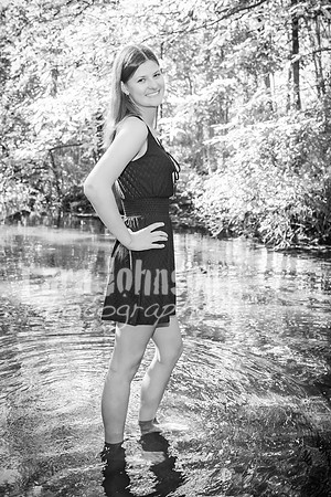 Maddie Pelto - BW - TJP (19 of 59)