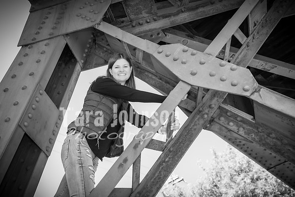 Maddie Pelto - BW - TJP (35 of 59)